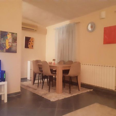 2 Bedroom Centre Apartment Podgorica Eksteriør billede