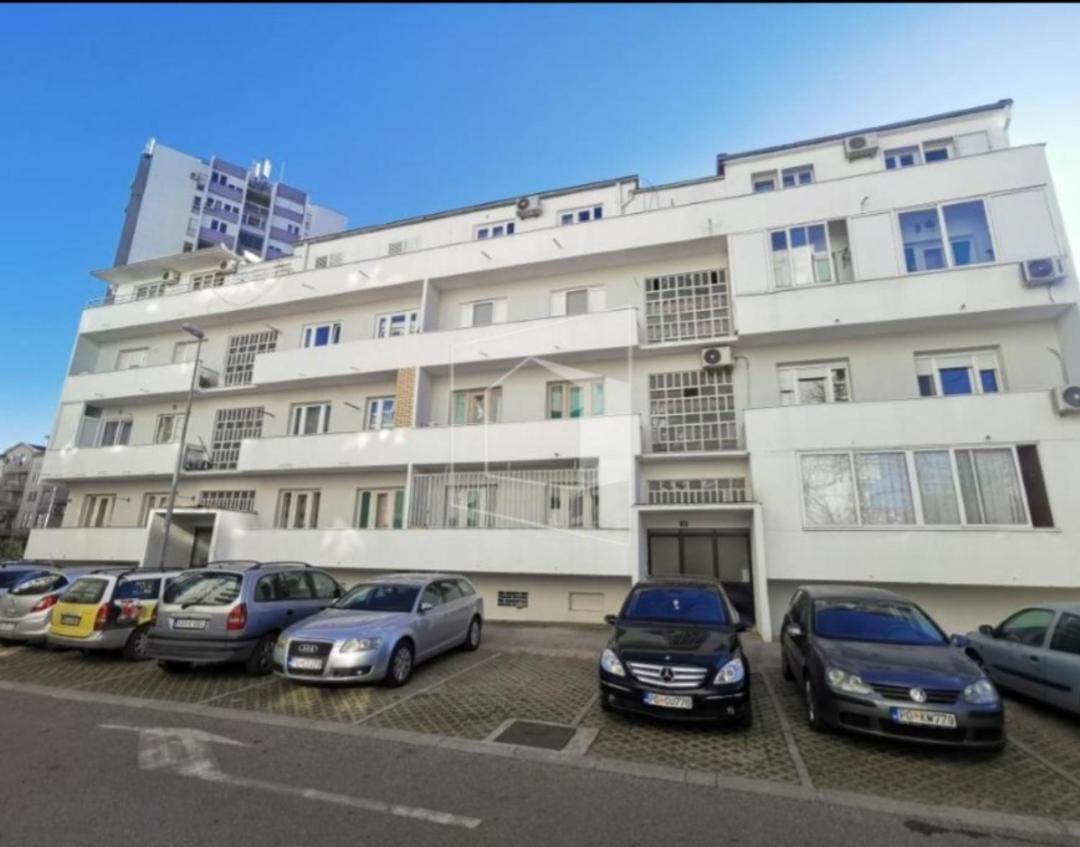 2 Bedroom Centre Apartment Podgorica Eksteriør billede